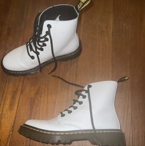 Dr marten boots